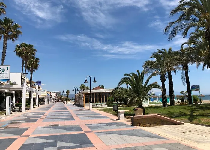 Lejlighed Carihuela Apartment, 2nd Line *