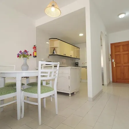 Carihuela Apartment, 2nd Line *